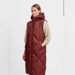 B.YOUNG BYBOMINA Waistcoat outerwear ***Beige